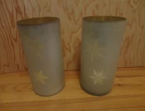 2 Snowflake Vases – $20