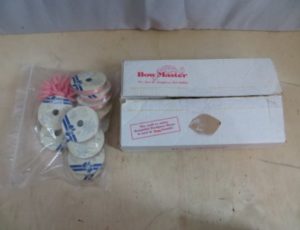 Vintage Bow Master Bow Maker – $20