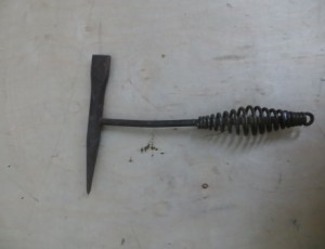 Spring Handle Chipping Hammer – $10