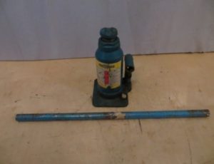 Weber-Hydraulic 8 Ton Jack – $50